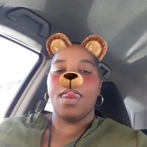 Meet your Posher, Kyndra